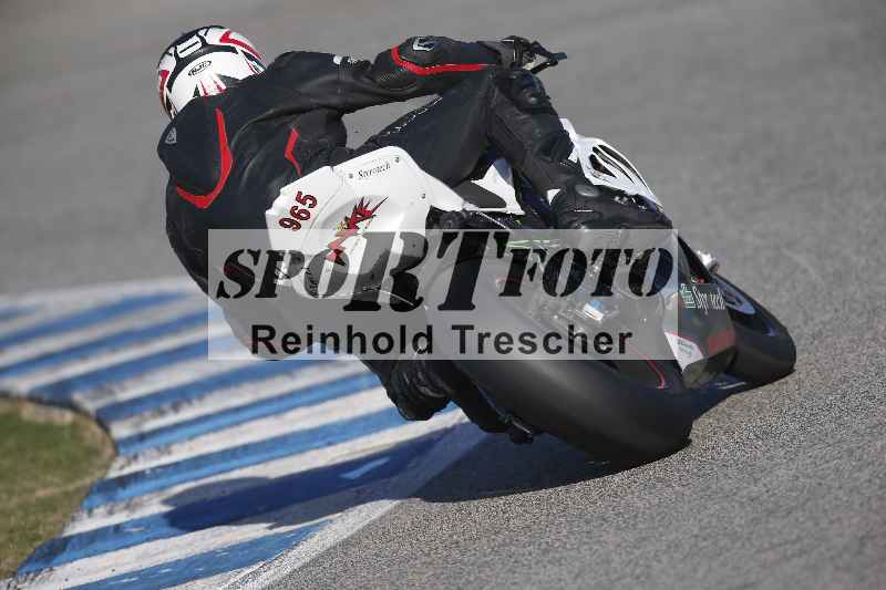 /Archiv-2024/02 29.01.-02.02.2024 Moto Center Thun Jerez/Gruppe gruen-green/965